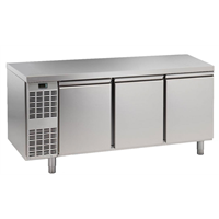 Стол морозильный Electrolux, 415 л, 3 двери